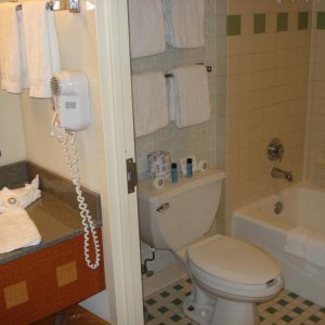 Unser Badezimmer im Pop Century (80s)