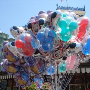 Ballons auf der Main Street