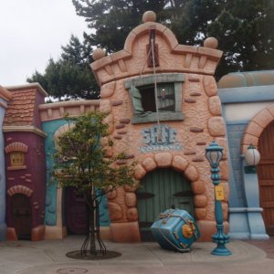 In Toontown sicherheitshalber immer nach oben schauen!