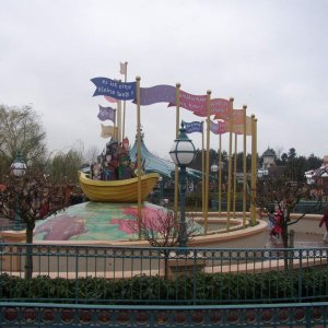 Euro Disney 16.   17.12 .2005 158 (126)