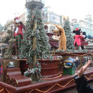 Euro Disney 16.   17.12 .2005 158 (256)