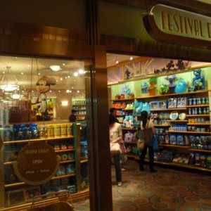 Festival Disney Store