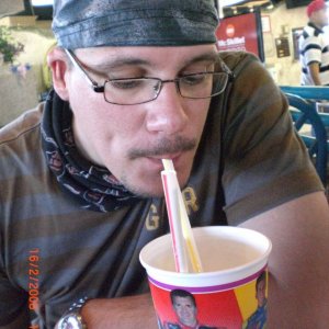 77
eine kleine milchshake stärkung bei mc...