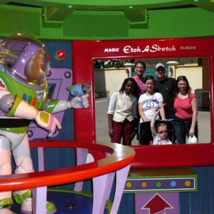 Buzz präsentiert die Führung