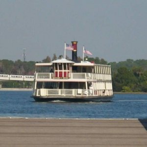 Mit der Fähre ins Magic Kingdom