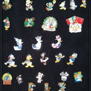 Auszug aus NYs und Clarkends Donald-Pin-Sammlung (03)