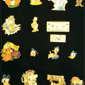 Auszug aus NYs und Clarkends Donald-Pin-Sammlung (07)