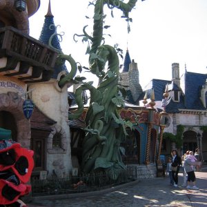 Fantasyland 28