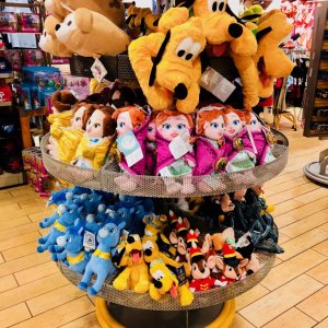 noch mehr Disney Store