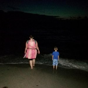 Noch bevor die Sonne auf geht, am Strand sein, herrlich