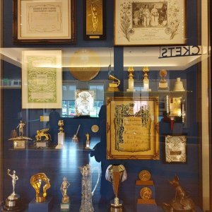 Walt_Disney_Family_Museum_Awards_02.jpg
