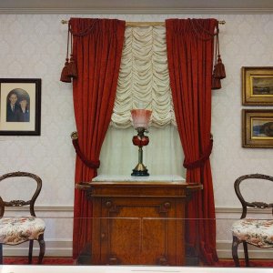 Walt_Disney_Family_Museum_Walts_Apartment_Disneyland.jpg