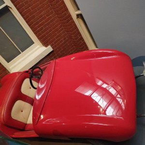 Walt_Disney_Family_Museum_Autopia-Car_Modell_Bob_Gurr.jpg