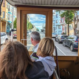 Cable_Car_Inside.jpg
