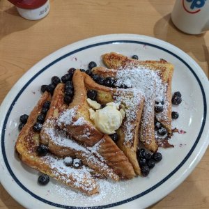 IHOP_FRENCH-TOAST.jpg