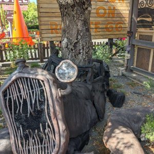 DCA_CARSLAND_11.jpg
