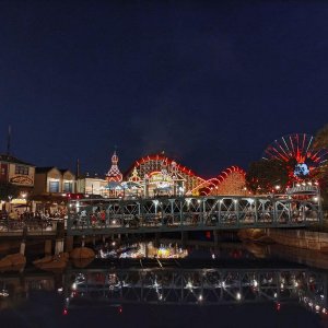 DCA_PIXAR_PIER_NIGHT_01.jpg