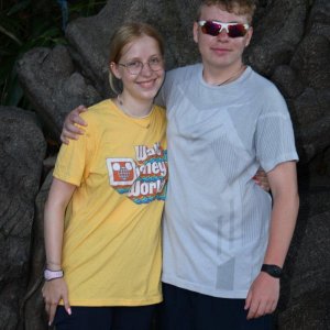 895249798_HIGH.jpg