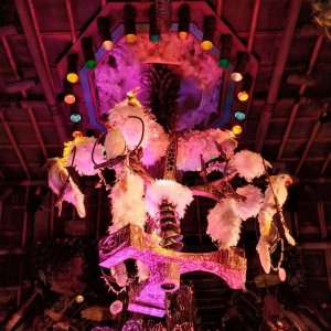 Walt_Disneys_Enchanted_Tiki-Room_10.jpg