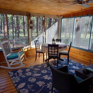 Sherwood-Forest_Cabin_02.jpg