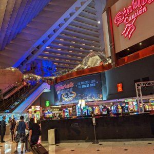 Las_Vegas_Luxor_02.jpg