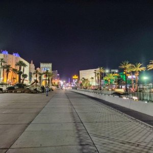 Las_Vegas_The_Strip_07.jpg