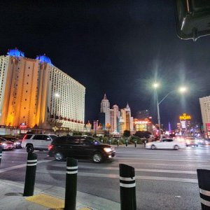 Las_Vegas_The_Strip_08.jpg