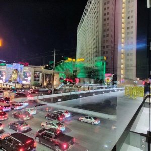 Las_Vegas_The_Strip_12.jpg