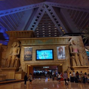 Las_Vegas_Luxor_15.jpg