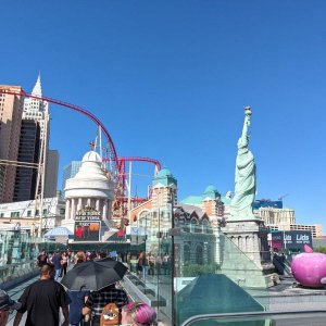 Las_Vegas_The_Strip_23.jpg