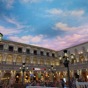 The_Venetian_Inside_09.jpg