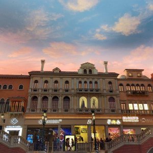 The_Venetian_Inside_11.jpg