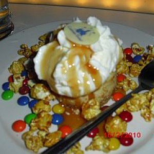 hws - sci-fi-in
caramel cheesecake