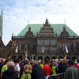 Start auf dem Marktplatz