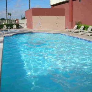 Pool der Embassy Suites