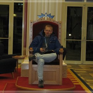 King Ingmar the First and Last .....of Dream Castle ! :)