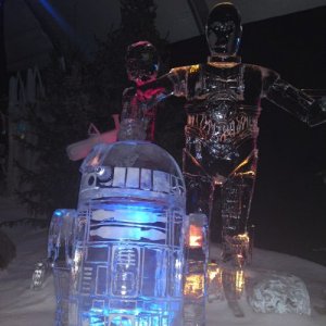 R2/D2 und 3 CPO