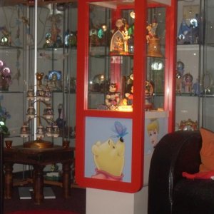 04.01.2011 Disney Vitrine