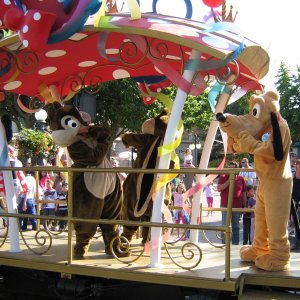 Minnie's Party Train 04