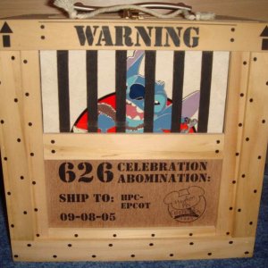 Stitch in Kiste zu