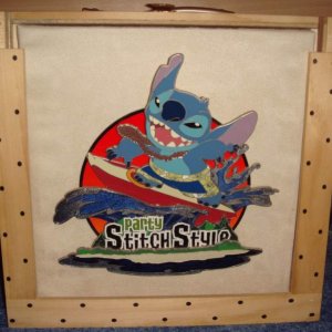 Stitch in Kiste offen