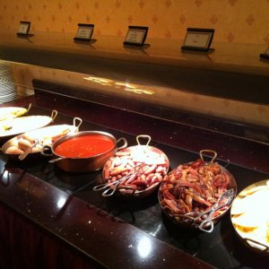 Frühstück im Disneyland Hotel