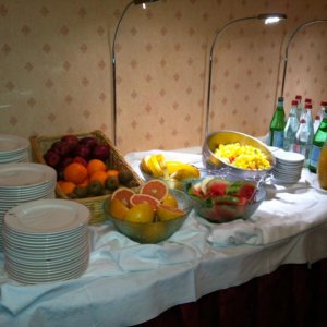 Frühstück im Disneyland Hotel