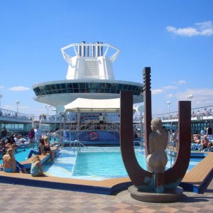 Pooldeck 1