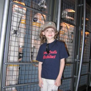 22.10.2008:
Epcot - Fabian auf dem Weg zur Space-Mission