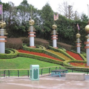 dISNEYLAND 175