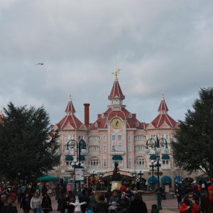 Disneyland Hotel