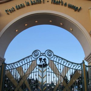 dISNEYLAND 440