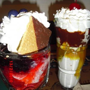 downtown disney - ghirardelli
links =  very berry sunday - strawberry cheesecake ice cream topped with sliced strawberries, under a layer of vanilla i