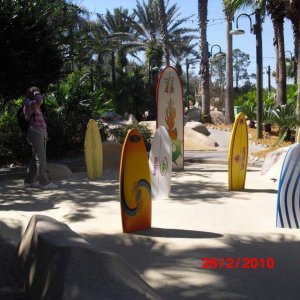 winter summer land mini golf